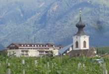 Jesuheim & Kirche in Girlan